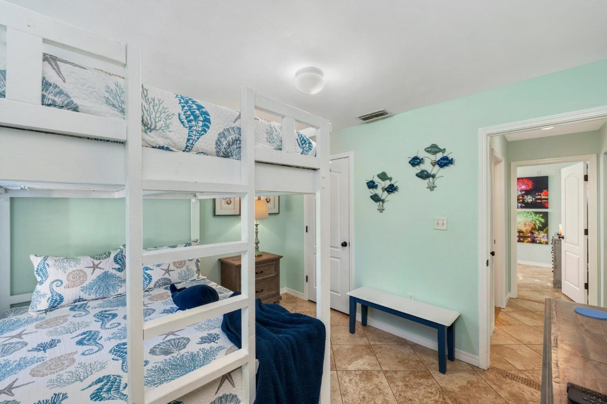 Beautiful Pet Friendly Home! Tropical Pool, Optional Golf Cart & Pool Heat, Minutes To Beach Destin Luaran gambar
