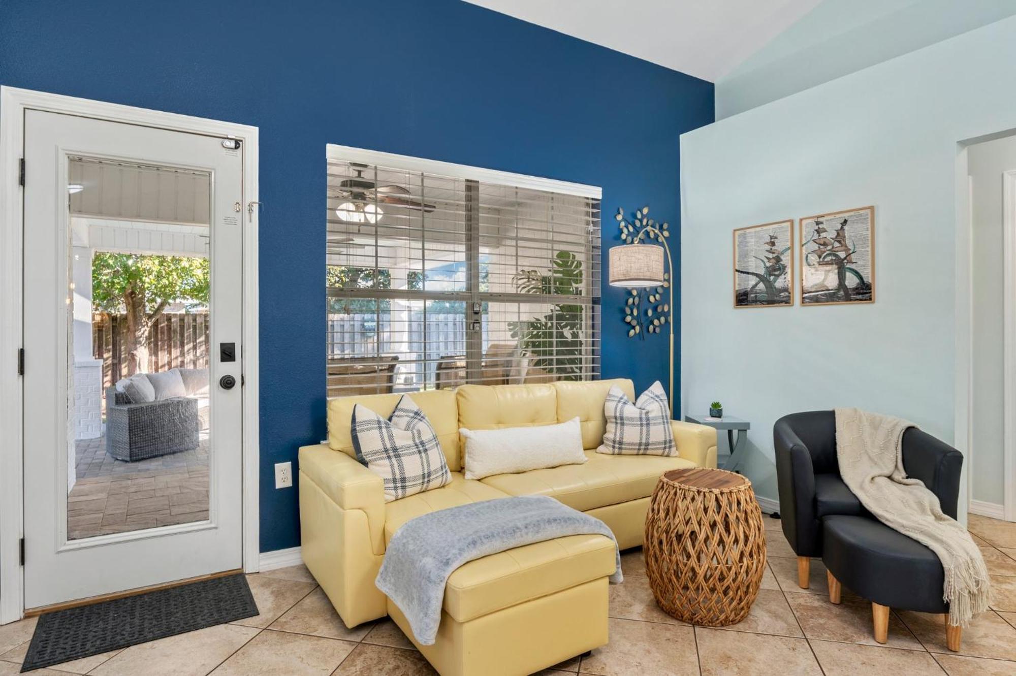 Beautiful Pet Friendly Home! Tropical Pool, Optional Golf Cart & Pool Heat, Minutes To Beach Destin Luaran gambar