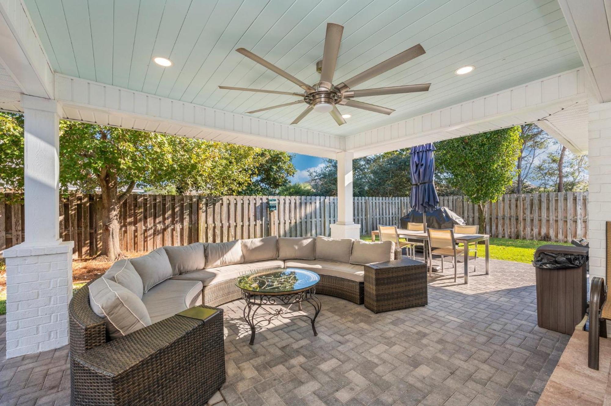 Beautiful Pet Friendly Home! Tropical Pool, Optional Golf Cart & Pool Heat, Minutes To Beach Destin Luaran gambar