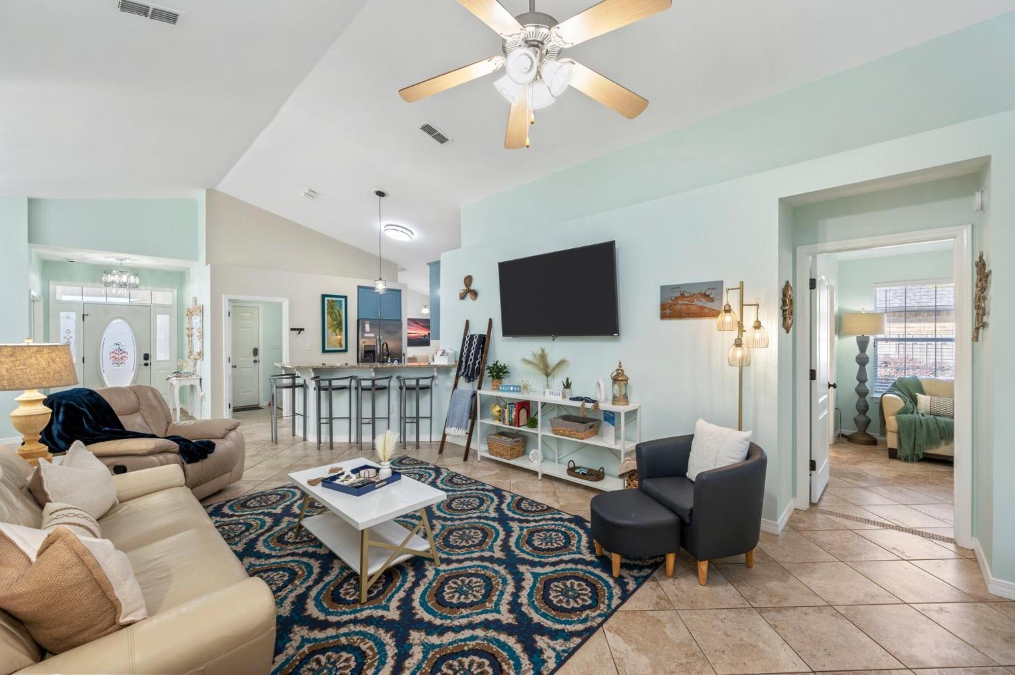 Beautiful Pet Friendly Home! Tropical Pool, Optional Golf Cart & Pool Heat, Minutes To Beach Destin Luaran gambar